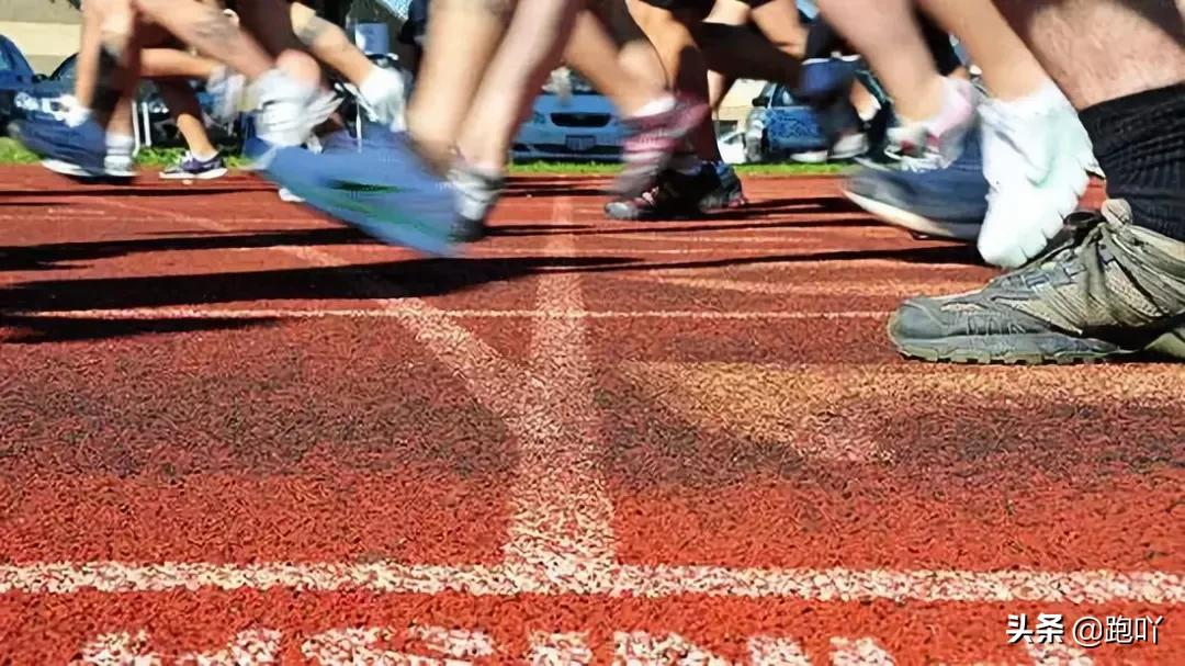 跑完步腿痒痒怎么回事（跑步时腿会痒是运动过敏吗）
