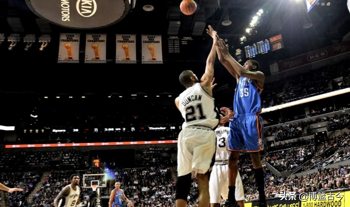 nba夏季赛为什么没有巨星(六大球星缺少的六大奖项：邓肯没有最佳防守，韦德没有常规赛MVP)