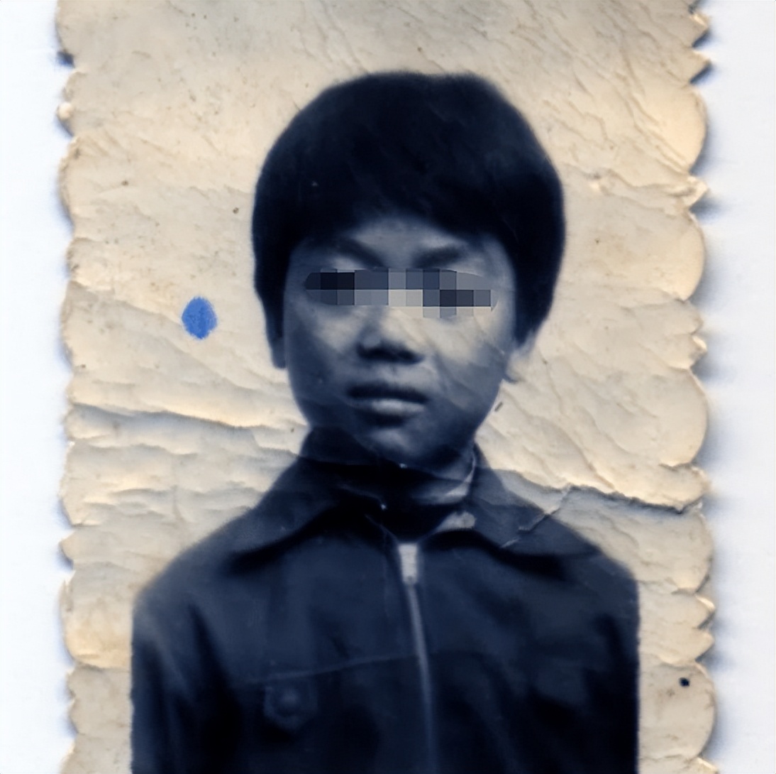 劉強東性侵案細節再曝光，女方改口稱自愿，看奶茶妹妹如何反擊