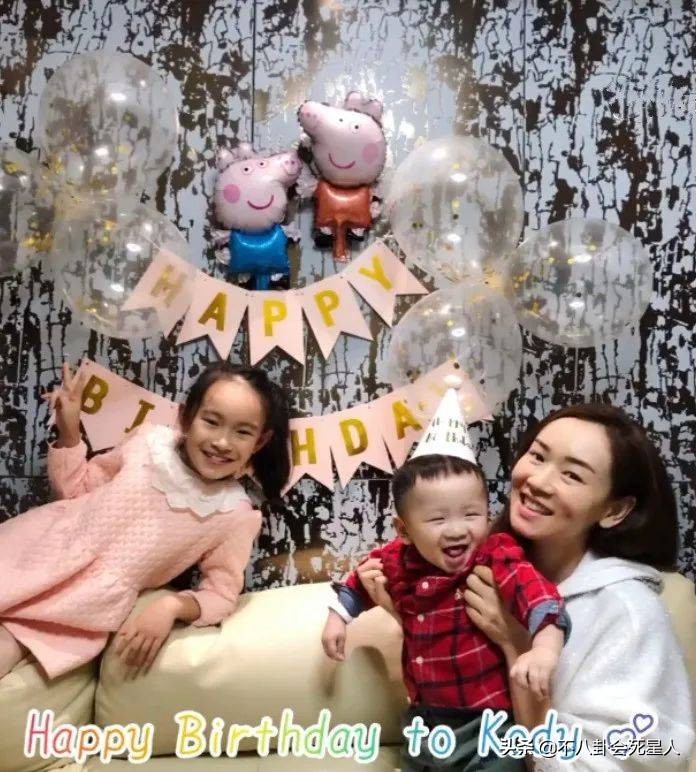 落魄商演，千元付费聊天，这些港星在内地表面缺钱，实际身家不菲