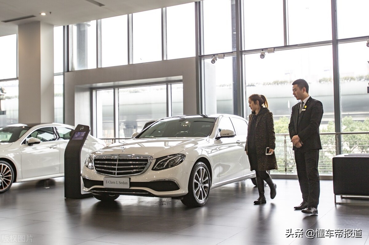 过关2021 | 五大车圈“内卷”瞬间：黄牛进入车市，全民变身MINIEV