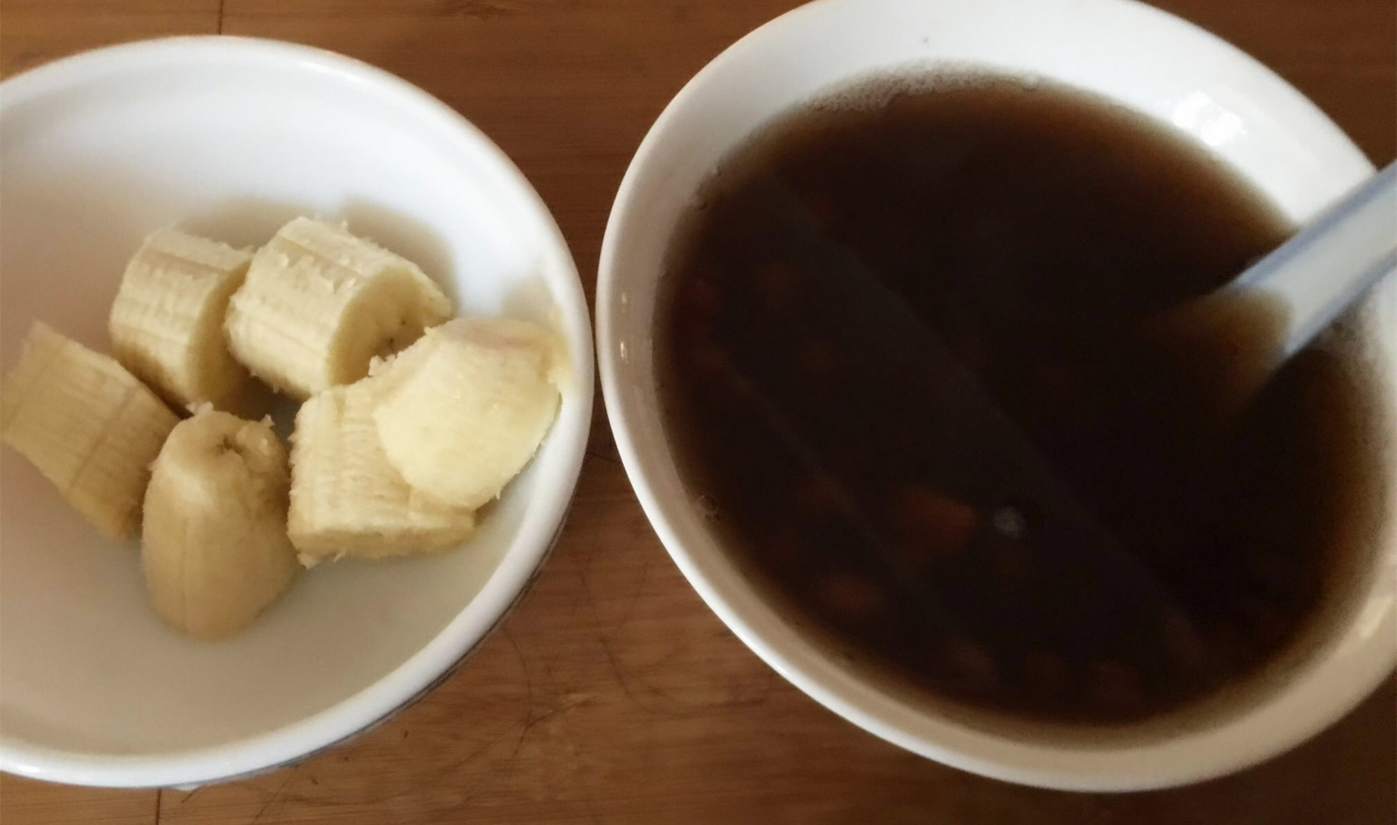 午餐:麻油木耳炒豬肝 炒包菜 冬瓜燉雞順產產後出院的第1天推薦食譜