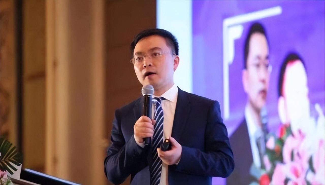 京东副总裁蔡磊：43岁身患渐冻症，目睹病友相继离世，投千万寻药