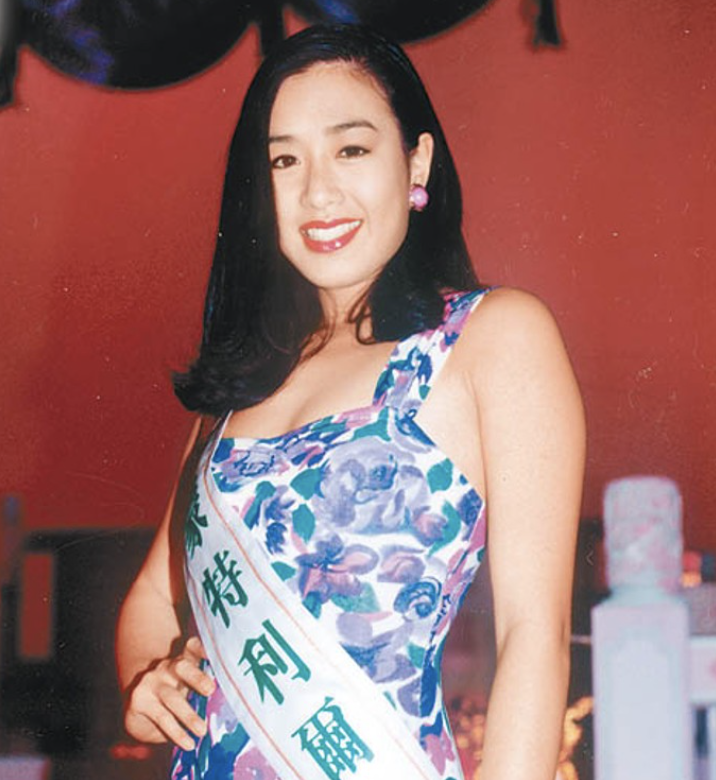 钟丽缇女儿获温哥华华姐比赛亚军，考虑到内地发展，妈妈曾是冠军