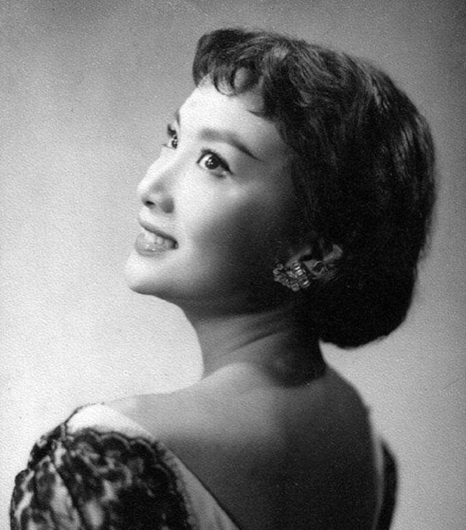 风华绝代的十大美女：不仅貌美还有才情，若重回民国你更喜欢谁？