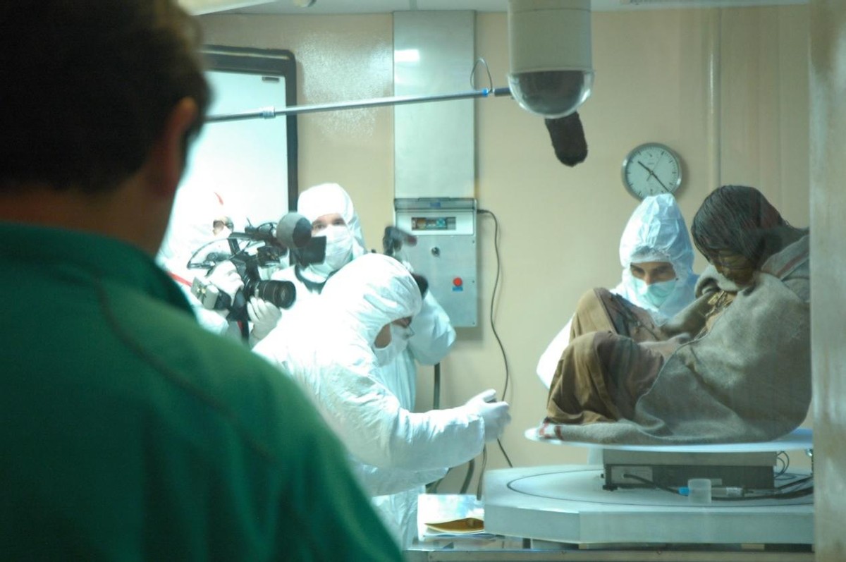 女子活埋变干尸什么电影剧情「详解」 _晶羽科技