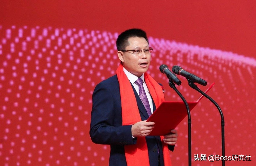 广西2022年新版“十大富豪”（外地篇），人均身价286.5亿元