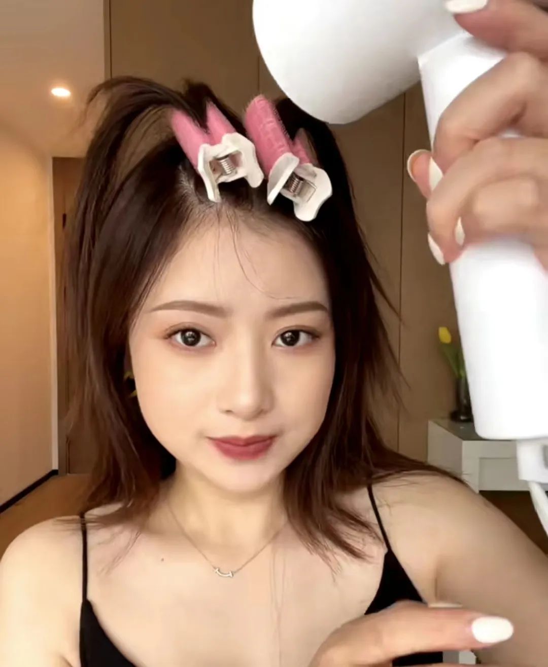 鞠婧祎：从平平无奇的土味路人，蜕变成氛围感女王