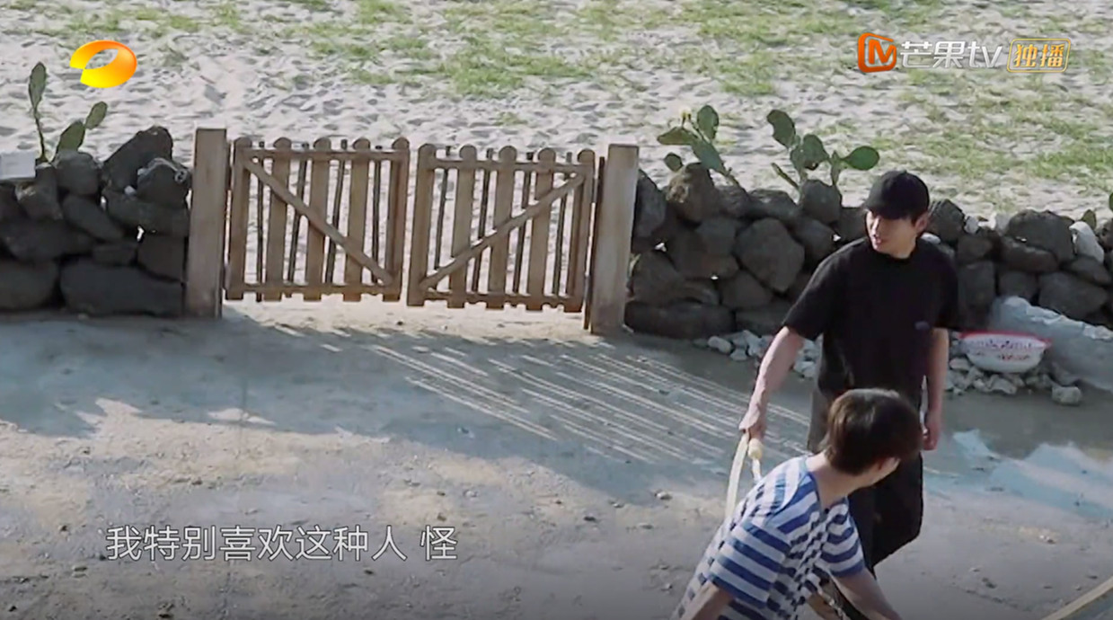 感谢“怪人”许知远，给《向往的生活》打开了另一种模式