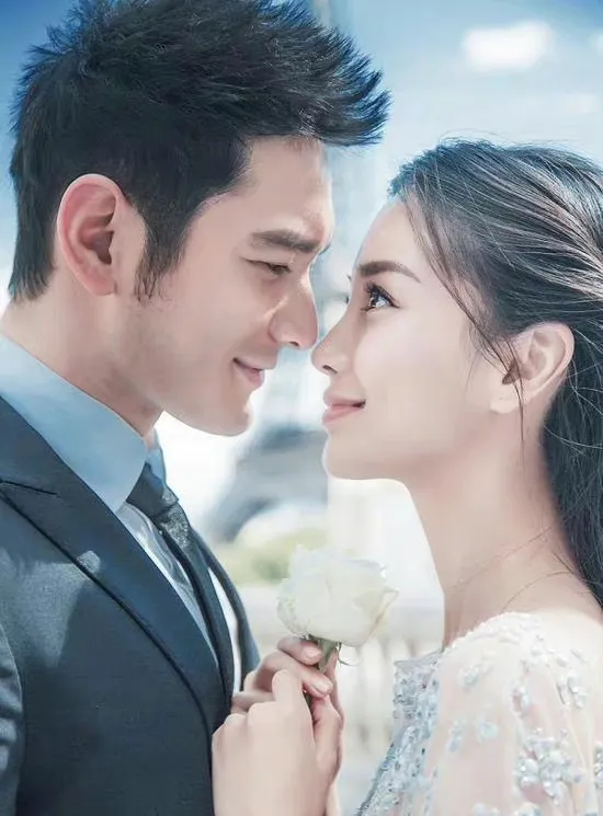 杨颖黄晓明官宣离婚,网友神评论太冷酷:以利相交者,利尽则散