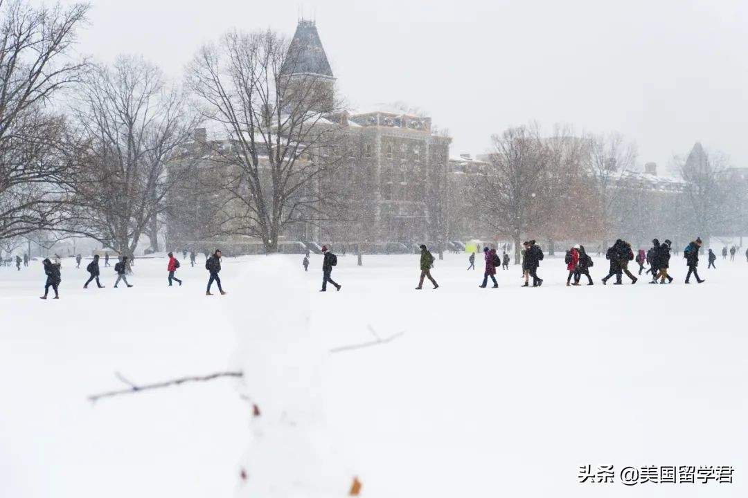 论下雪҈ 这10所美国大学就没输过！暴雪也不停课