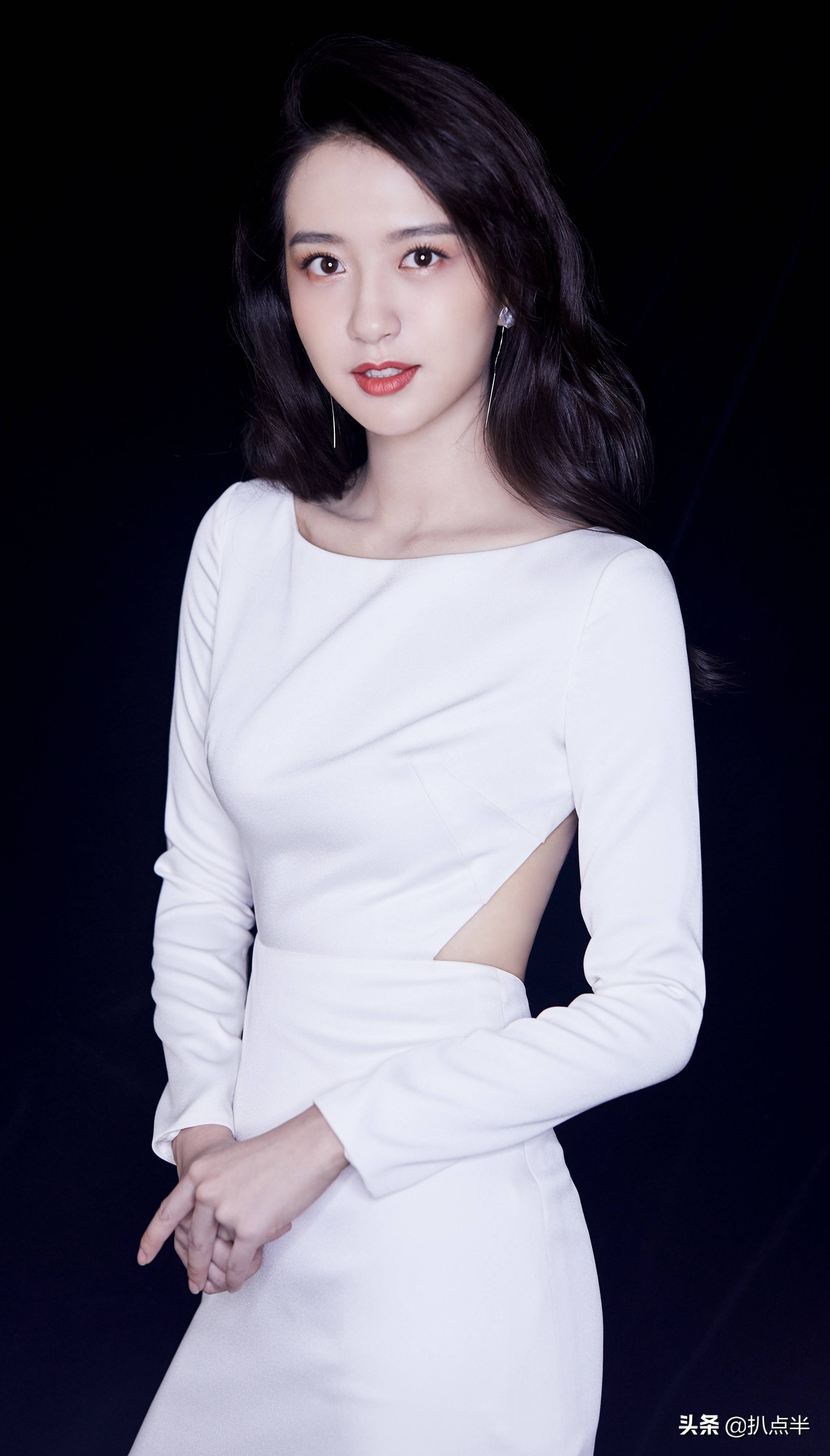 云南女星有多美?这10位各个集"彩云之南"灵气,杨蓉才排第二