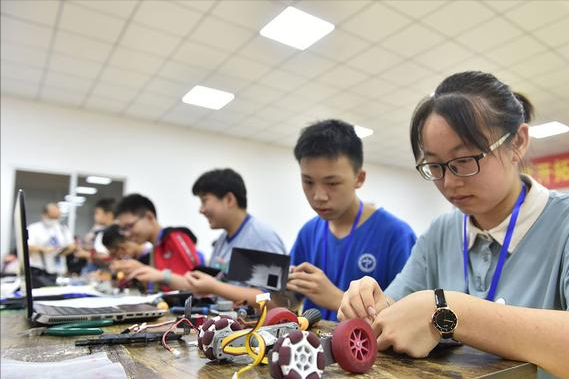 喜报！信息学竞赛名单出炉，湖南省7名学霸将保送清北，同一高中