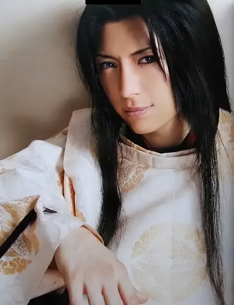 三位超養眼的中性氣質角色演繹 Ga殿 松田龍平 佐藤永典 天天看點