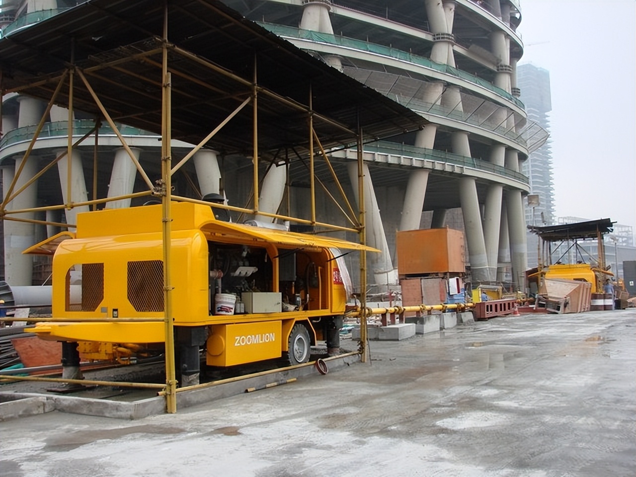 超高层混凝土泵送施工办法及应急处理