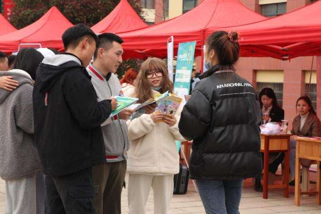 我国出现“高利润”行业，大学生已经赚得盆满钵满，你在其中吗？