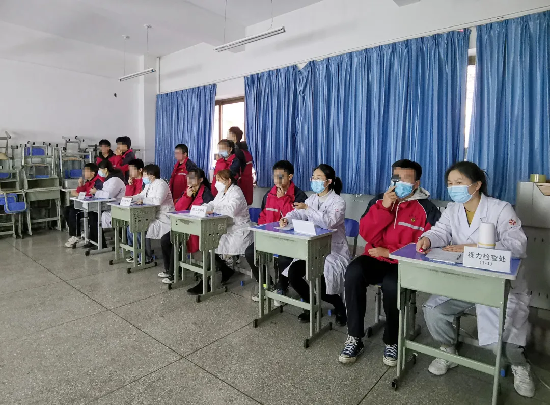 “爱眼护眼公益行”甘肃中医药大学第四附属医院 甘肃宝石花医院视力普查进校园