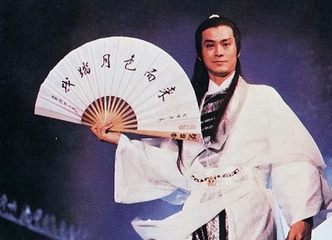 我们总说时代在进步，可那个时代的古装美男却迟迟无人超越