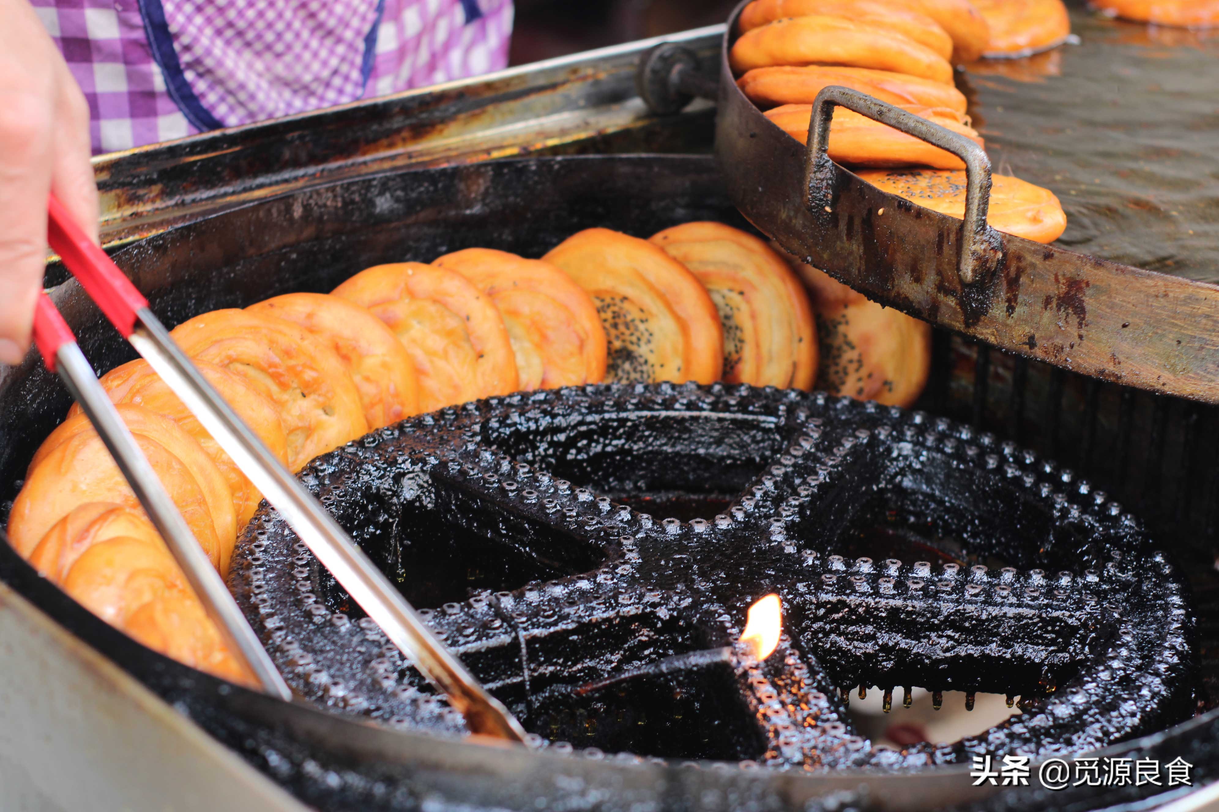 到武汉旅游，江汉路、循礼门附近的美食，在前进五路解决一日三餐