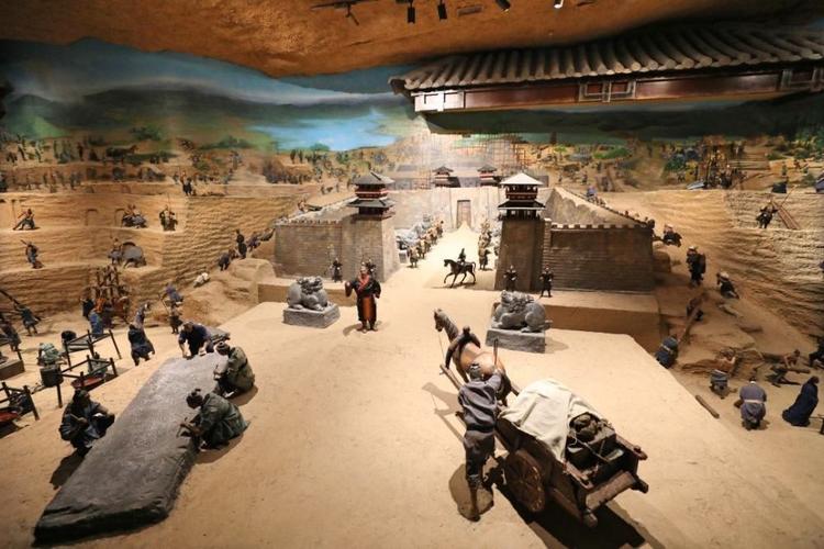 秦始皇嬴政地宫养百万巨蟒?这么多年过去了巨蟒岂不是都成精了?