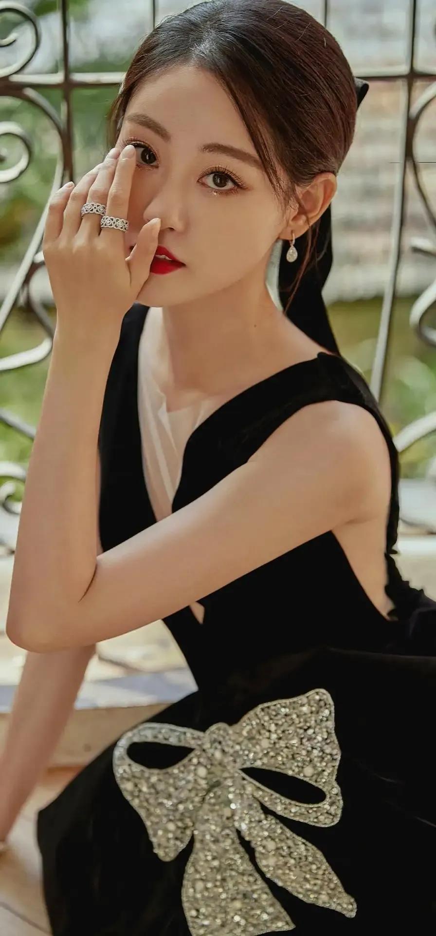 祝绪丹高清美图