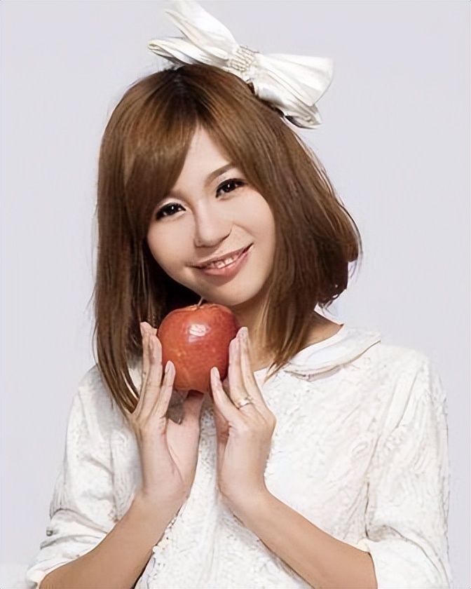 宁坐宝马哭不坐单车笑，立志要嫁豪门的马诺，最后如愿以偿了吗？