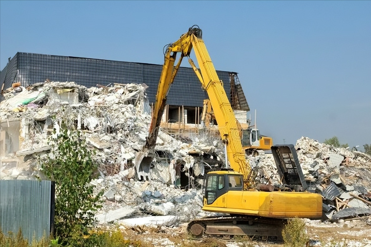 在明律师事务所咋收费（风险代理为何被明令禁止）