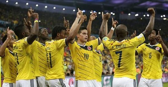 2014年世界杯进球集锦天下足球(黑暗中的圣光：哥伦比亚足球历史最佳阵容，用生命演绎足球)
