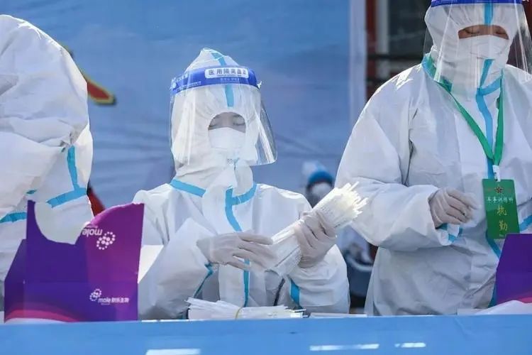 伪造621份核酸报告，判了！