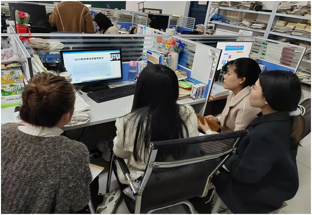 展课堂风采，促教师成长 魏县第十六中学举行公开课活动
