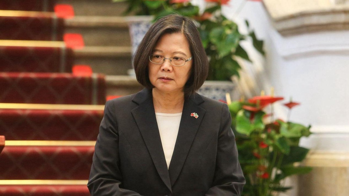 �й�����������������������ͷ����̨���۲Ⱥ��ߣ���ž���������