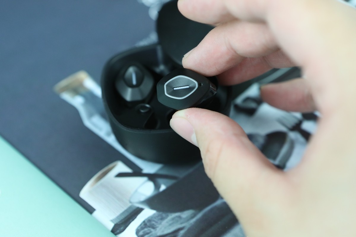 Cowin Apex耳机-超高性价比的降噪耳机