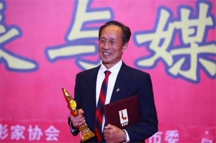 12位因车祸去世的明星：每一位都令人怀念，最小的只有25岁