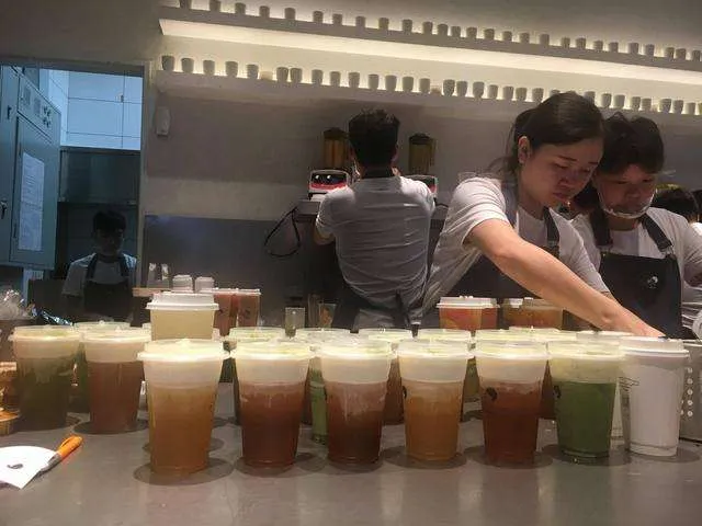 被曝裁员30%!身价600亿的喜茶,为何高端不起来了?