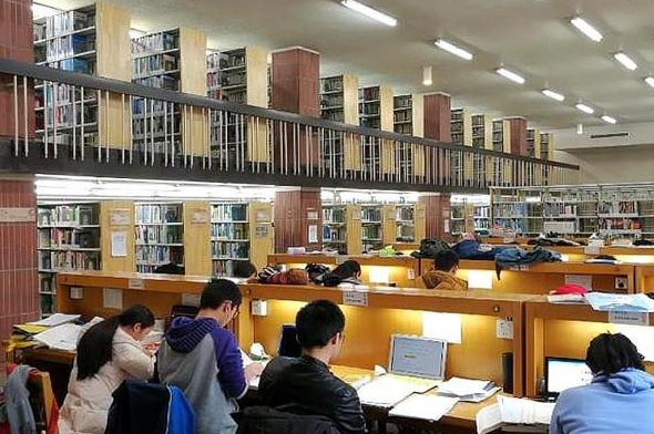 北大教授的“豪宅”，打脸多少放纵成瘾的年轻人，大学生该清醒了