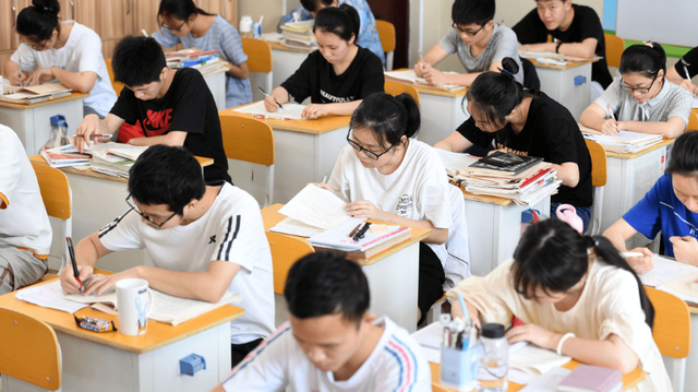 高考五百多分算高吗（500分最适合报考这3所大学）