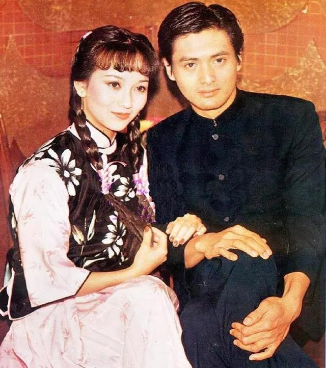 还记得当年火爆的上海滩吗？许文强冯程程迷倒多少少男少女的心？