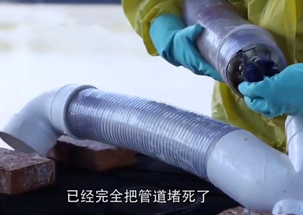 家居品千万别瞎用，尤其这7样，用不对就适得其反，损害家具