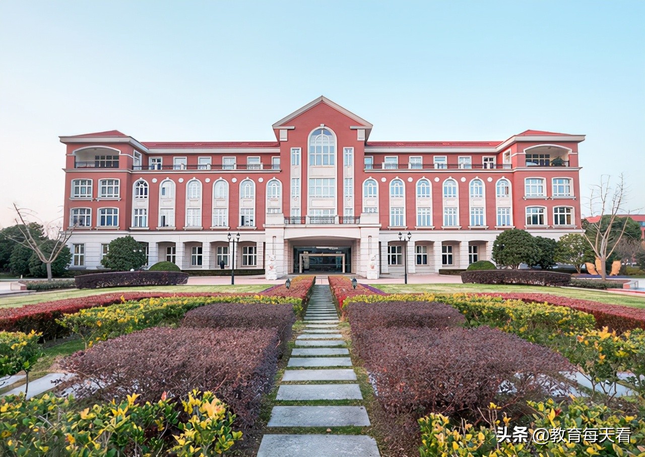 上海市大学“排名”公布，上海交大和复旦大学，第一名花落谁家？