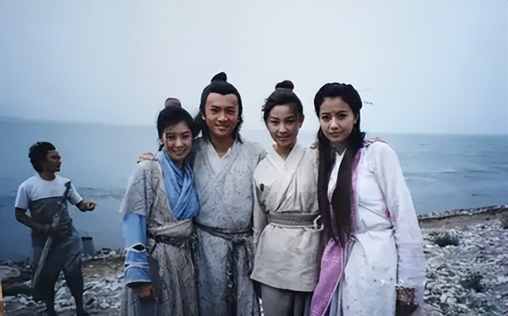 《倚天屠龙记》幕后，王艳拒演周芷若，苏有朋为收视率发“毒誓”