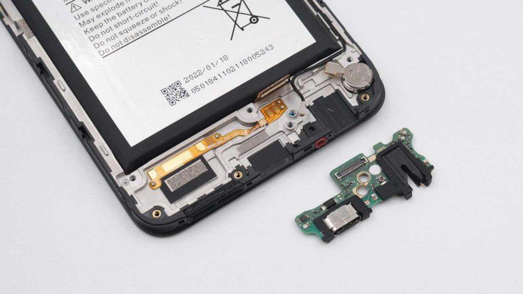 傳音Infinix Note 11手機內(nèi)部是怎么樣的？拆解給大家看看