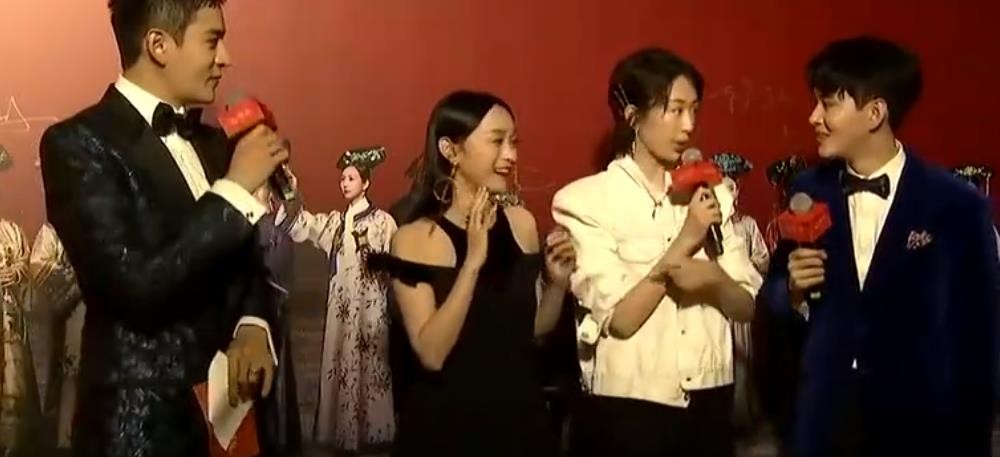 “网瘾女星”何泓姗：为了买皮肤才接戏，曾在演技上胜过倪妮