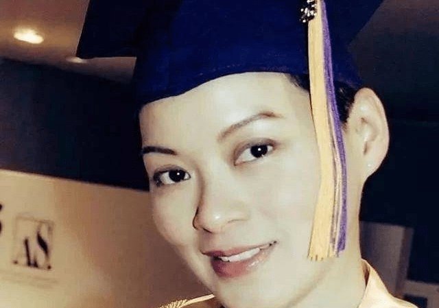 还记得天龙八部中的阿朱吗？戏红人不红，今淡泊名利前往美国念书