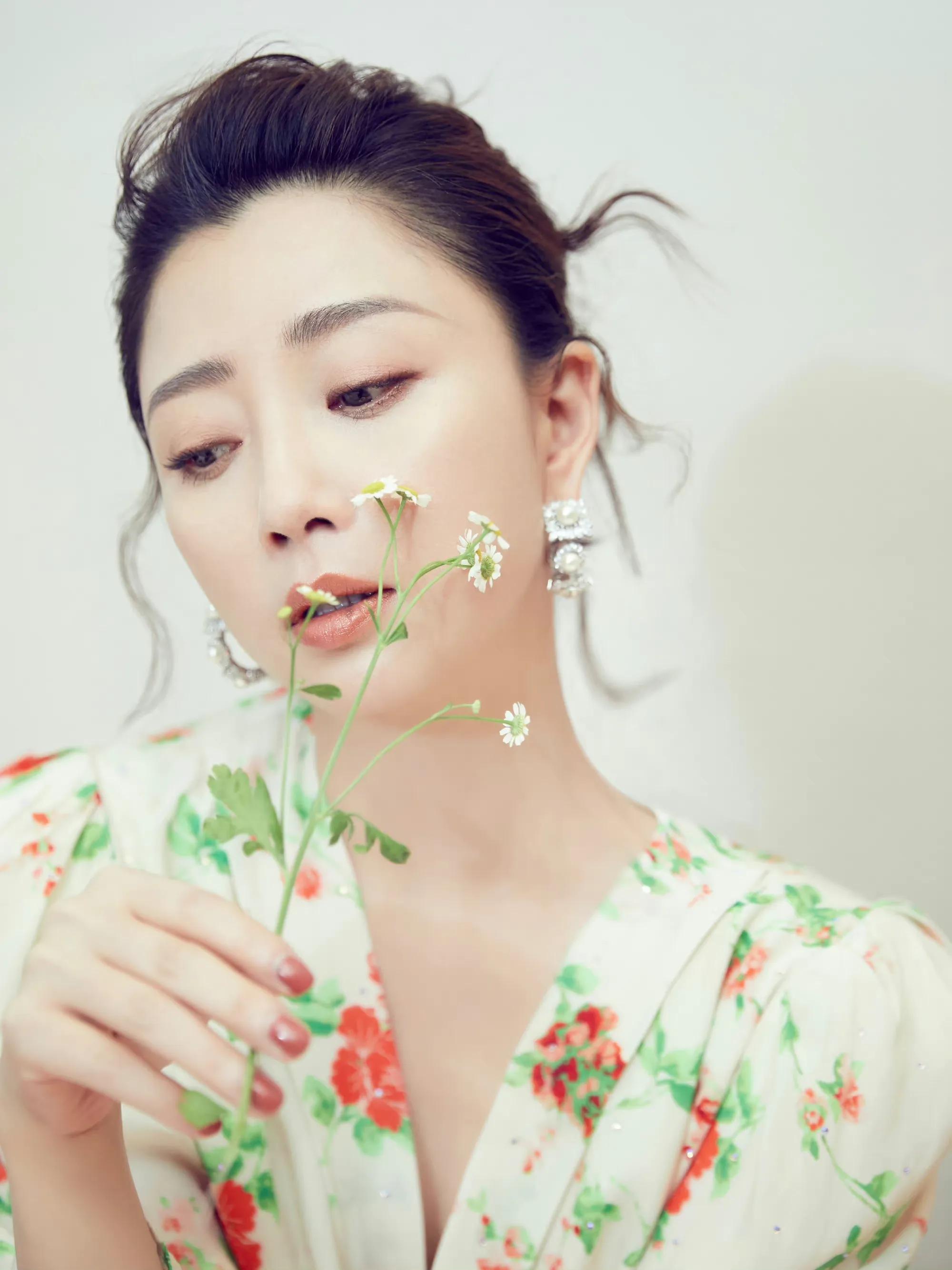 殷桃｜女神真美