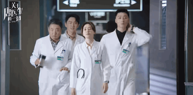 播出2集，收视率爆了！秦岚一出手，就给央视带来了“王炸”