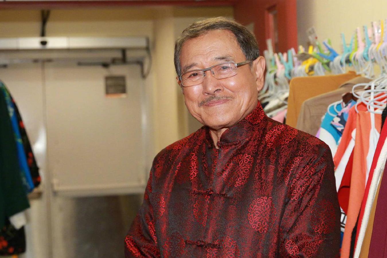 刘丹太容易被认为是港星,他拍了太多港片港剧,他的儿子刘恺威还是香港