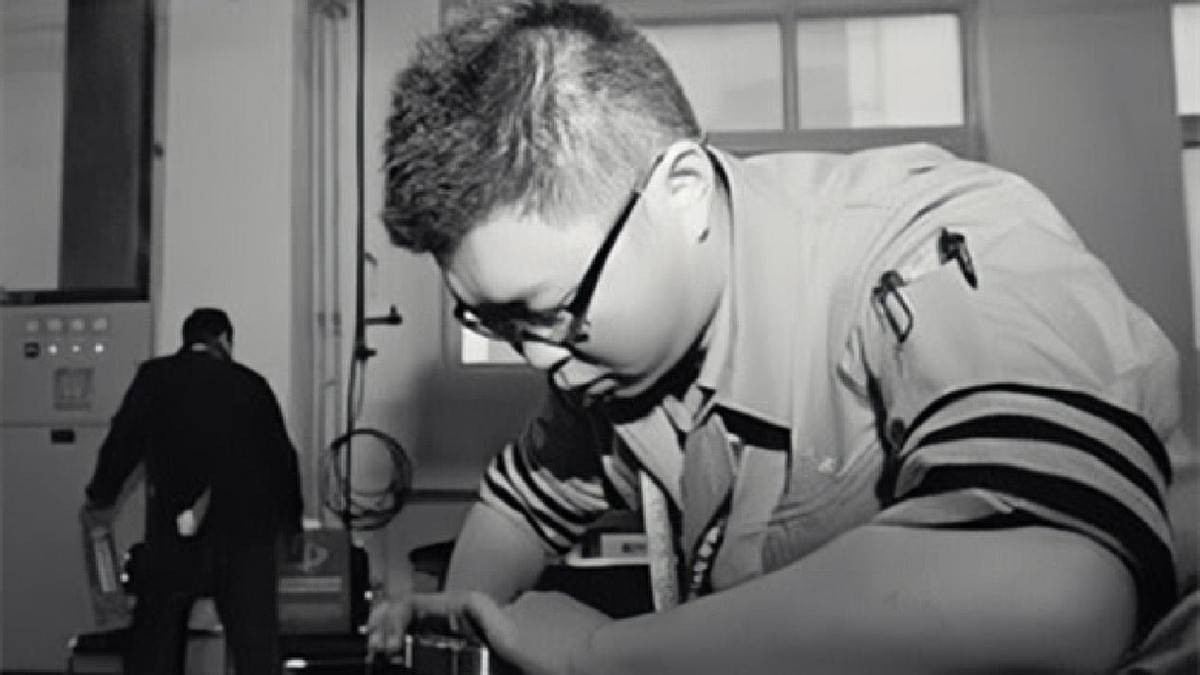 10年前，主动从北大退学转读技校的高考学霸周浩，如今怎样了？