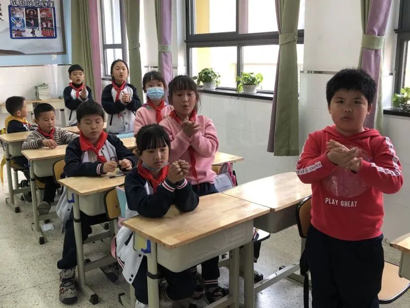 成都高新区朝阳小学开展“节气深耕·清明节气”主题活动