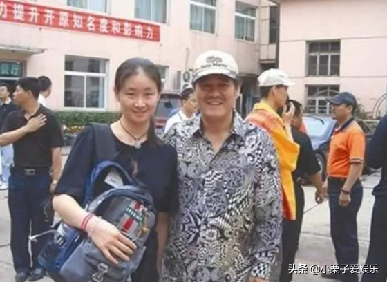 两位“王小蒙”的故事：为何一个享誉国内外，一个老公入狱口碑跌