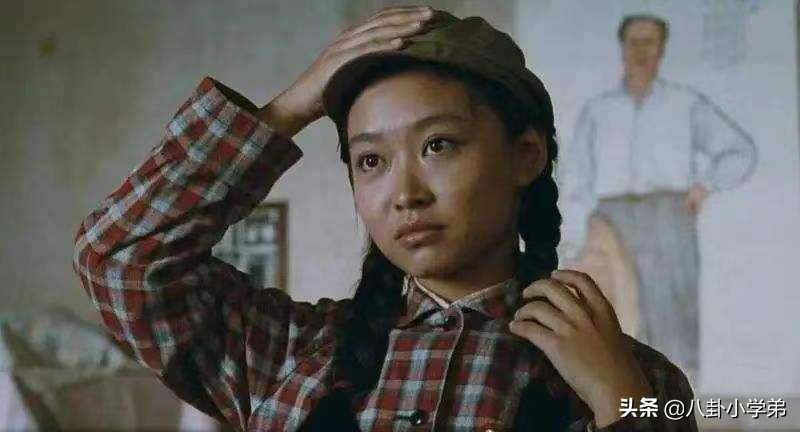 表面是演员，实际是大学老师的5位明星，他们的学生个个名气大